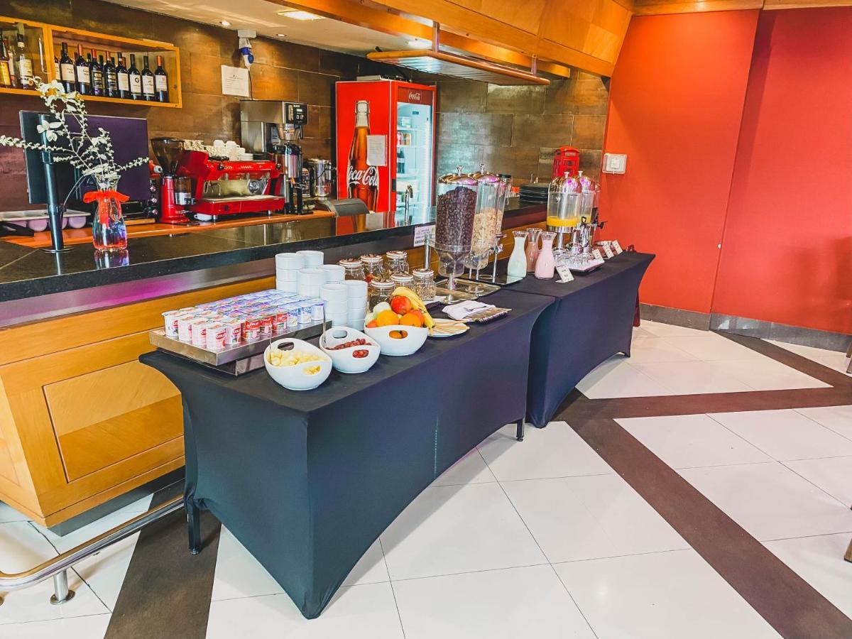 Hotel Diego De Almagro Coyhaique Eksteriør billede
