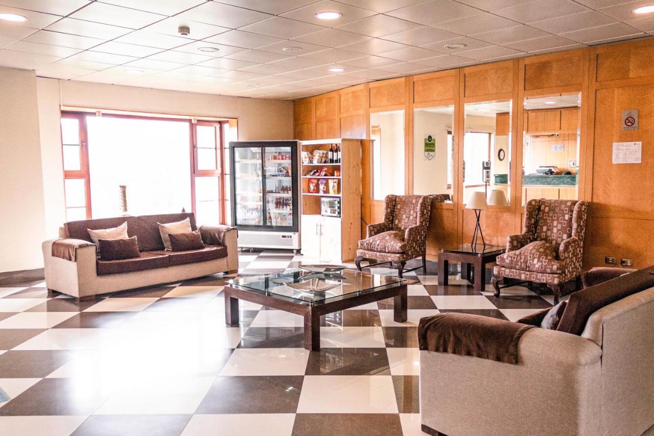 Hotel Diego De Almagro Coyhaique Eksteriør billede