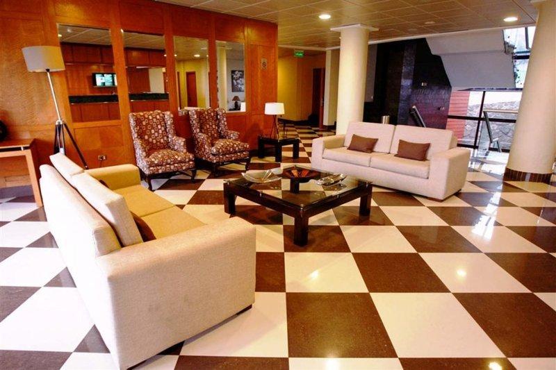 Hotel Diego De Almagro Coyhaique Eksteriør billede