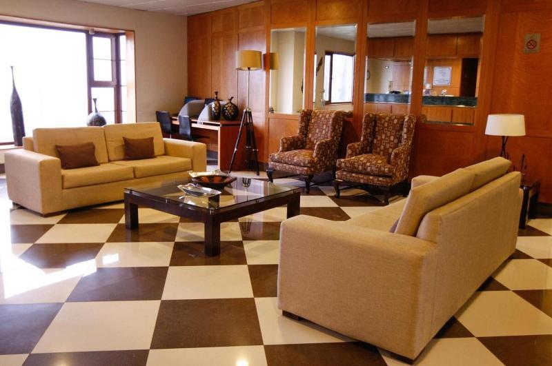 Hotel Diego De Almagro Coyhaique Eksteriør billede