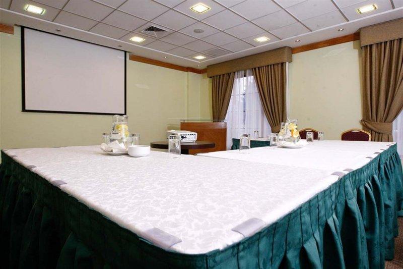 Hotel Diego De Almagro Coyhaique Eksteriør billede